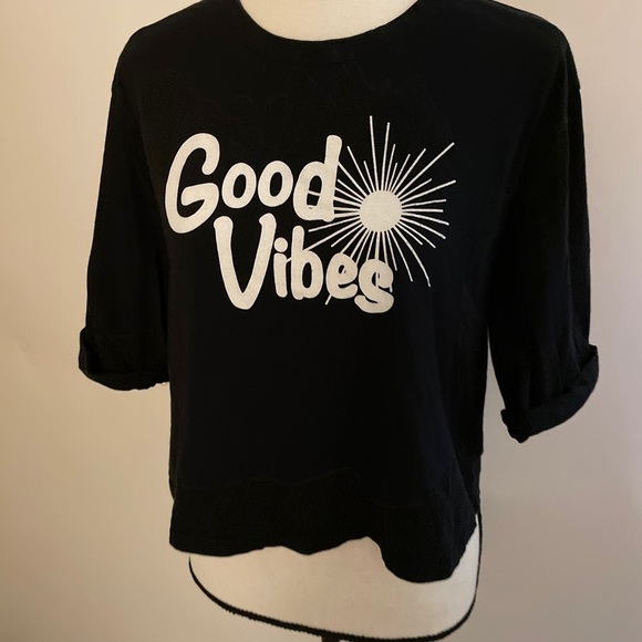 Emma&Sam good vibes T-shirt crop Size Small - Picture 3 of 9